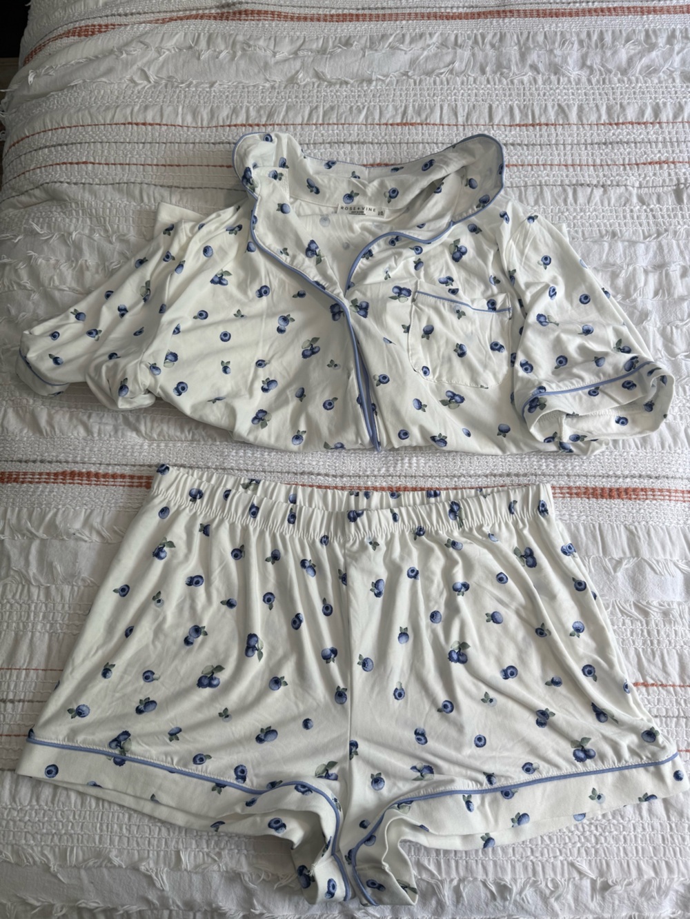 Ardene White and Blue Cherry Print Short Pajama Set